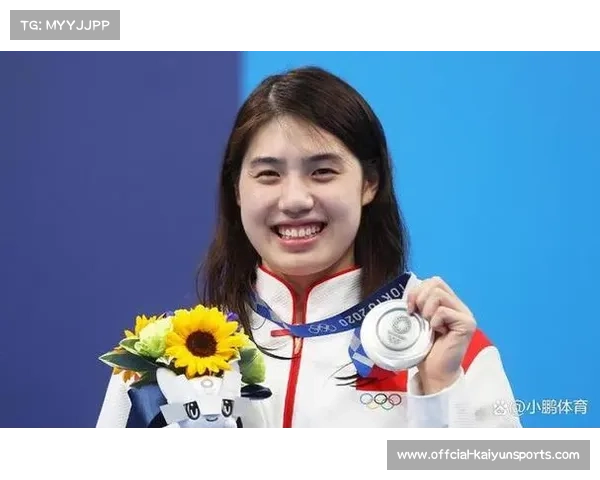 张雨霏调整混合泳接力战术放弃蝶泳主项引发广泛讨论 张雨霏调整混合泳接力战术放弃蝶泳主项引发广泛讨论